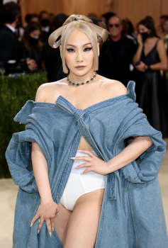 CL, 글로벌 '알파걸'의 도전