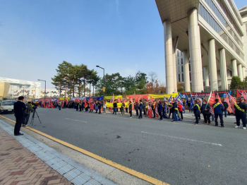 [단독] “외국인 선원 빼돌린 조직 엄벌하라“…어민 집회 돌입 