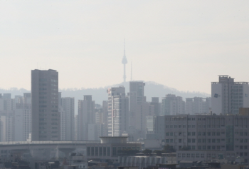 추위 대신 탁한 공기…수도권 등 중서부 미세먼지 '나쁨'