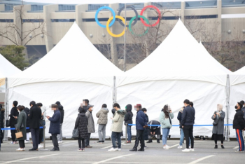 정부 “4차접종, 이스라엘 등서 효과·안전성 정보 축적되면 검토“