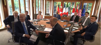 “우리도 웃옷 벗을까요?“…푸틴 대통령 조롱한 G7 정상들