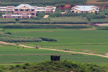 “쌀독 채워야“…이상 기후 위협에 농사 역량 강조한 북한
