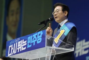 [속보] 이재명, 전북 경선도 1위…누계 득표 78.05%