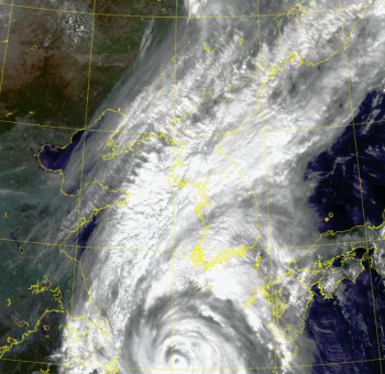 한반도 뒤덮은 힌남노 위성영상…제주 390㎞ 거리까지 북상