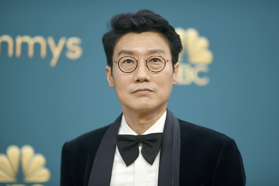 Hwang Dong-hyuk arrives at the 74th Primetime Emmy Awards on Monday, Sept. 12, 2022, at the Microsoft Theater in Los Angeles. (Photo by Richard Shotwell/Invision/AP) 091222128375    〈저작권자(c) 연합뉴스, 무단 전재-재배포 금지〉