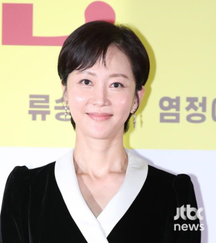 '인생은 아름다워' 염정아 “이정재 에미상 수상 축하“