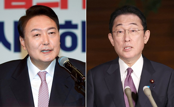 윤석열 대통령(왼쪽)과 기시다 후미오 일본 총리. 〈사진-AFP·연합뉴스〉