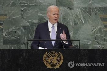 바이든, 북한 핵 비판 “외교 노력에도 유엔 제재 위반“