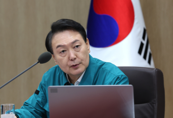 윤 대통령 지지율 한 달째 32%…부정평가 소폭 상승ㅣNBS