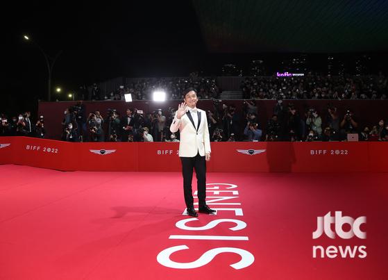 '제27회 부산국제영화제' 별들과 함께 화려한 개막
