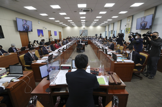 지난 11일 서울 여의도 국회에서 열린 과학기술정보방송통신회의 국정감사. 〈사진=국회사진기자단〉