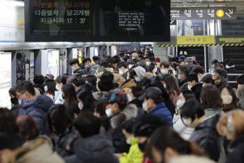 서울 지하철 노사, 다시 협상 테이블로…저녁 7시 교섭 재개