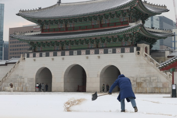 서울시, 눈 예보에 오늘 밤 12시부터 제설 대책 비상근무 돌입