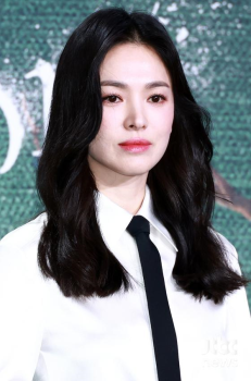 '더 글로리' 송혜교 “장르물에 항상 목말랐다“  