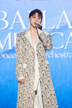 김준수, 연말 콘서트 성료 “벌써 10년, 모두 관객 덕분“