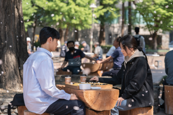 없던 멜로도 만든다…김은숙 작가 '더 글로리'