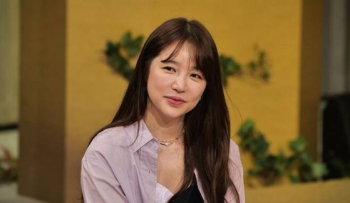 윤은혜 측 “고사 현장 예배 강요? 사실무근“ 논란 해명  