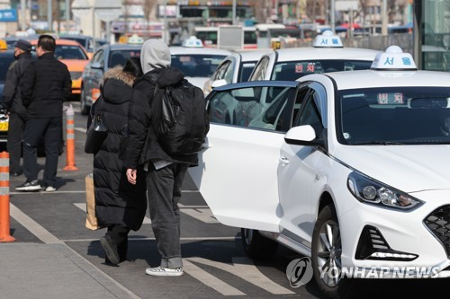 다음달 기본요금이 1000원 인상되는 서울 택시
