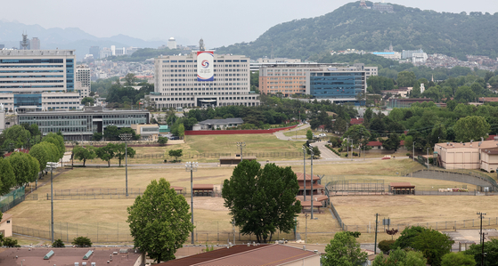 지난해 5월 19일 서울 용산 대통령실 청사 인근에 있는 용산공원 시범개방 부지 모습. 〈사진=연합뉴스〉