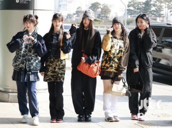 뉴진스, 일본출국...힙한 공항패션