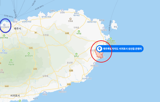 환경부는 국토교통부의 제주도 제2공항 건설 전략환경영향평가보고서에 '조건부 협의의견'을 통보한 것으로 6일 전해졌다. 이는 환경부가 조건을 충족하면 건설 사업을 협의할 수 있다는 것으로 사실상 사업이 가능하다는 뜻으로 풀이된다. 환경부가 제시한 주요 조건은 조류(새) 충돌 위험관리에 대한 검토가 필요하고, 법정 보호종에 대한 보호 방안을 수립하는 것이다. 또 공항의 소음과 관련해 공항 주변 주민들의 의견을 수용하는 방안을 세우자는 것도 포함돼 있다. 사진은 제주도 제2공항 부지로 검토되고 있는 서귀포시 성산읍 온평리 위치. 〈사진=네이버지도〉