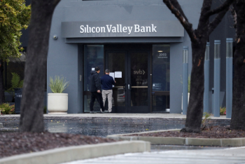 SVB 이어 뉴욕주 시그니처 은행도 폐쇄…미 당국 “예금 전액 보호“