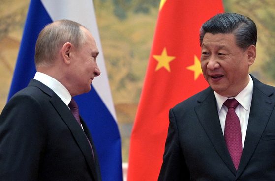 블라디미르 푸틴 러시아 대통령(왼쪽)과 시진핑 중국 국가주석. 〈자료사진=로이터 연합뉴스〉