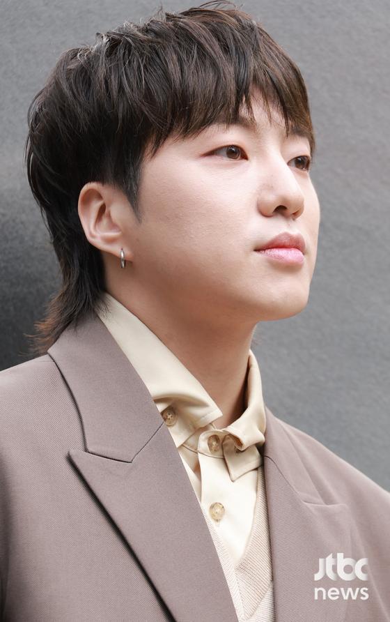 위너 강승윤·김진우, 슈트 패션...근사한 투샷