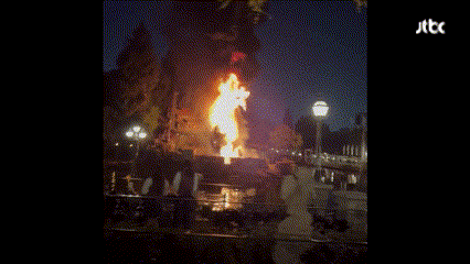 미국 디즈니랜드 '불 뿜는 용'에 진짜 화재 (출처=로이터)