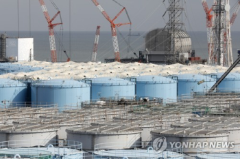 한국 “오염수 안전성 평가“ vs 일본 “평가 아니다“