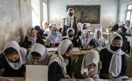 아프가니스탄 여학생 교실 모습. 기사와 직접적으로 관련이 없는 자료사진. 〈사진=AP통신, 연합뉴스〉