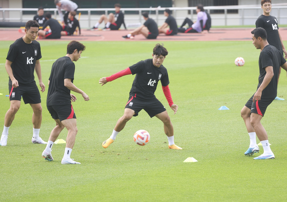 부산에서 소집된 축구 대표팀, 함께 하지 못했지만 손준호에 대한 연대도 드러냈습니다.(사진=연합뉴스)