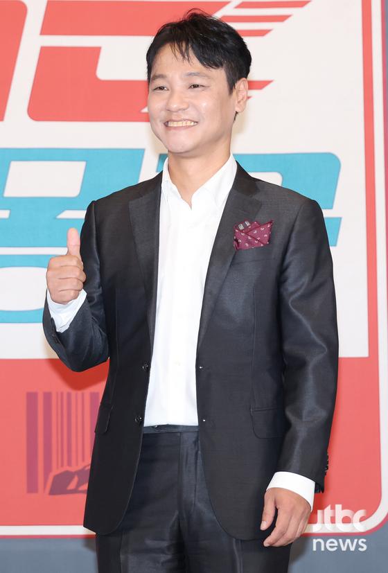 2일 오후 서울 서초구 잠원동 리버사이드호텔에서 JTBC 예능 '택배는 몽골몽골' 제작발표회가 열렸다. 김민석 PD, 박근형 PD와 김종국, 장혁, 차태현, 홍경민, 홍경인, 강훈이 참석했다. 김현우 엔터뉴스팀 기자 kim.hyunwoo3@jtbc.co.kr (콘텐트비즈니스본부)