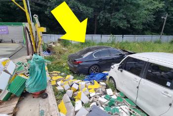 부천 주유소로 돌진한 BMW…기름 넣던 70대 크게 다쳐 병원 옮겨져