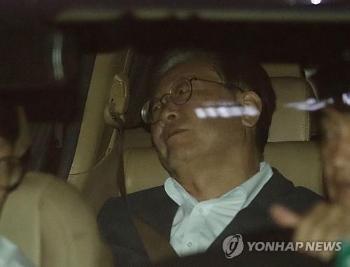 이재명 대표, 11시간 만에 검찰 나서…“증거 하나도 제시 못해“