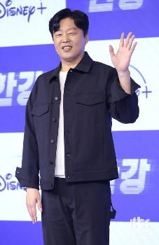 김희원 “'무빙' 이어 '한강' 흥행 간절하다“ 