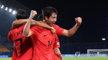 항저우 AG 남자축구 바레인전 3대0 완승…이한범·백승호·고영준 '골'