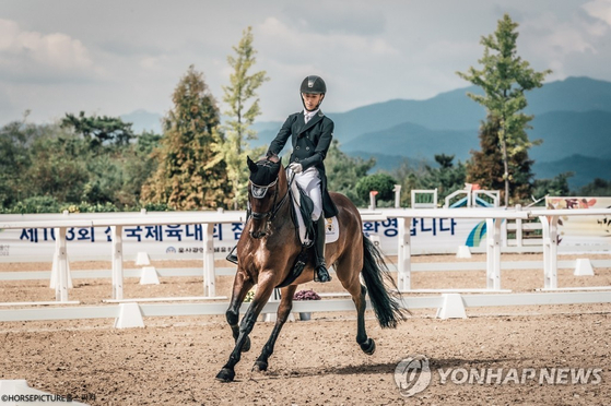 한국 마장마술 대표 기수 김혁. 〈사진=대한승마협회·연합뉴스〉