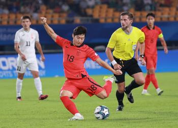 이강인 '소림축구' 한중전 뜻밖의 선발 제외…그 의도는?