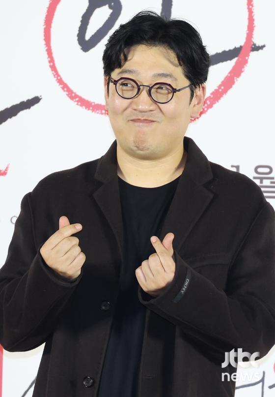 3일 오전 서울 자양구 건대롯데시네마에서 영화 '싱글 인 서울' 제작보고회가 열렸다. 박범수 감독과 이동욱, 임수정, 장현성, 이미도, 지이수가 참석했다. 김현우 엔터뉴스팀 기자 kim.hyunwoo3@jtbc.co.kr (콘텐트비즈니스본부)