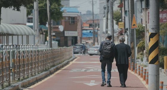 영화 '어른 김장하' 속 장면. 〈사진=(주) 시네마 달〉