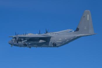 이라크 기지 공격받자…미군 '하늘의 전함' AC-130J 공격기로 보복 공습