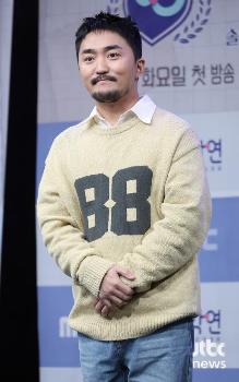 '학연' 유병재 “여사친? 금사빠라 관계 제한 어려워“