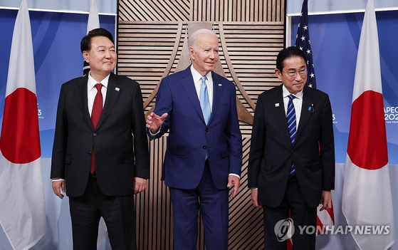  APEC 계기 샌프란시스코에서 만난 한미일 정상. 지난 11월 16일(현지시간) 