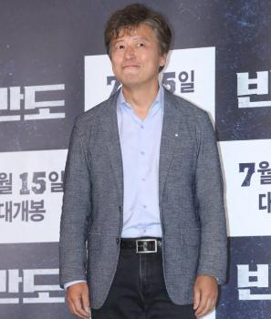 통일부, '조총련 무단 접촉 혐의' 권해효 등 영화인 조사