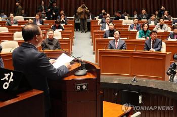 “한동훈 삼고초려 해야“ “그러다 대통령 탄핵당해“...비대위원장 놓고 격론 벌인 국민의힘