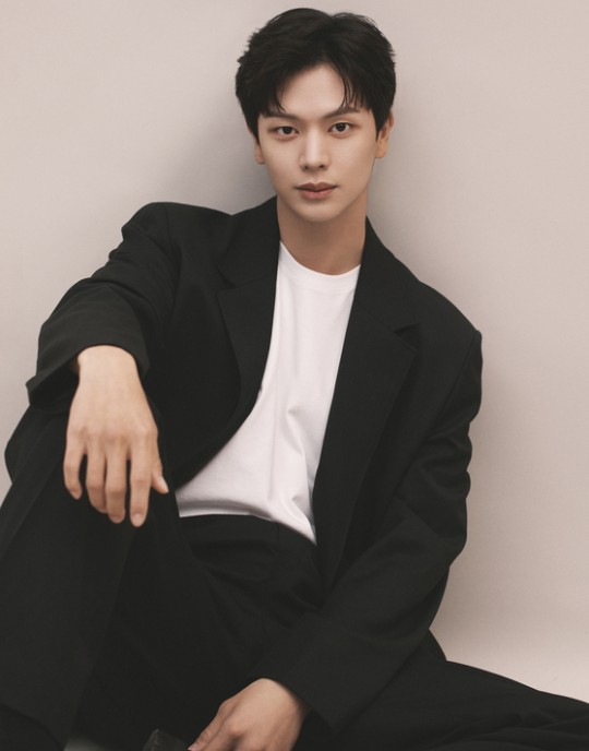 육성재