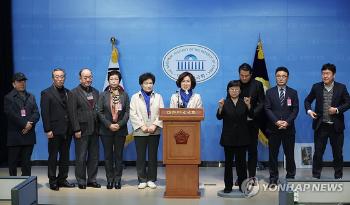 이번엔 '이재명 대북송금' 검사 탄핵 청원 낸 이화영…검찰 “압박, 회유 없다“