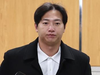 '김하성·류현진 공갈 혐의' 임혜동 영장심사…질문엔 묵묵부답