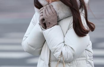 '냉동고' 추위 지나가나…아침엔 영하권, 낮에는 평년기온 회복